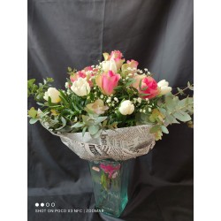 💐​🌹​ramo de rosas y tulipanes